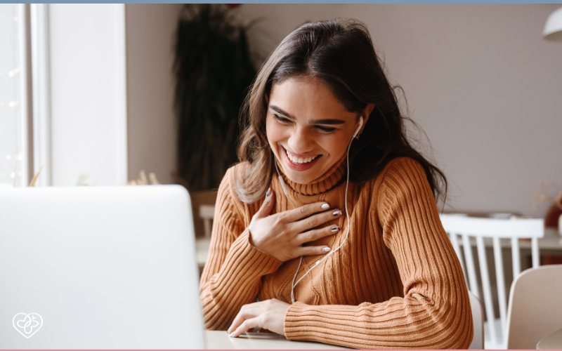 woman enjoying therapy online for her fertility issues